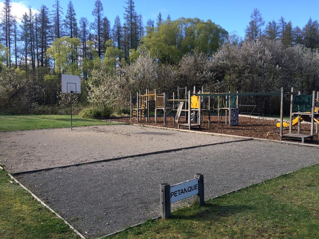 Hanmer Springs Forest Camp Trust 外观 照片